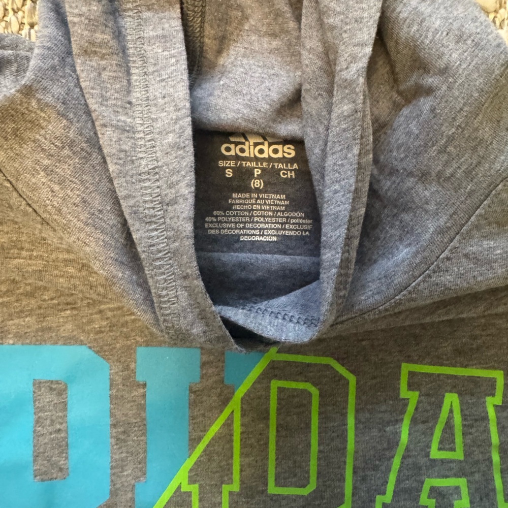 Adidas - boys size small (8) tee weight hoodie - Picture 3 of 3